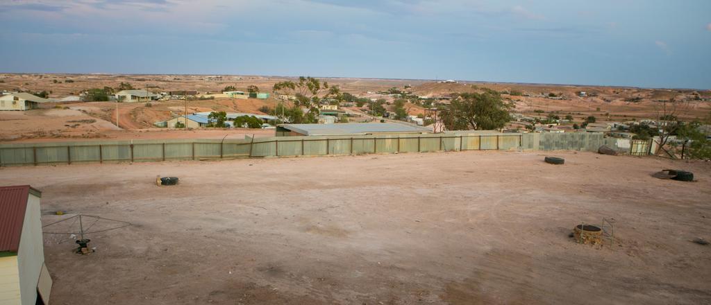 Breakaway Views 374 Alp St Hotel Coober Pedy Exterior foto