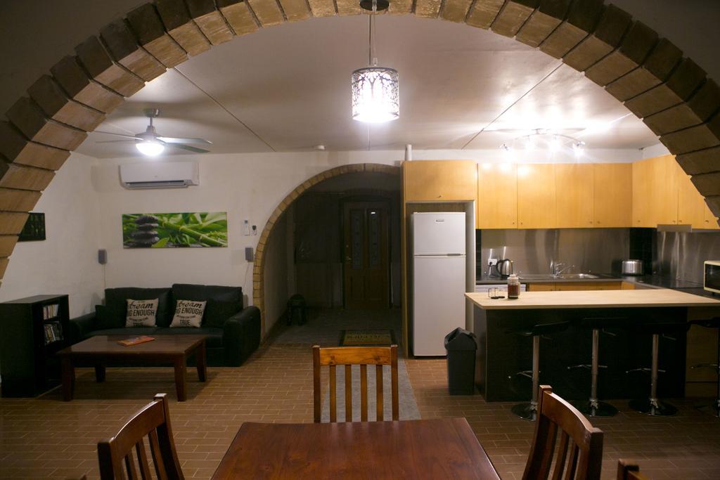Breakaway Views 374 Alp St Hotel Coober Pedy Exterior foto