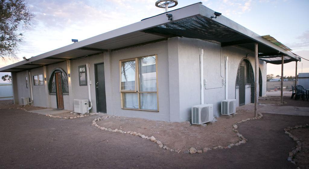 Breakaway Views 374 Alp St Hotel Coober Pedy Exterior foto